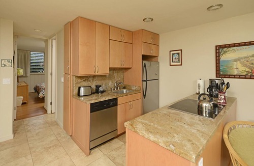 Honokowai Condo | Great Specials! Ground Floor. Next to Beach and Ocean access! # 108
