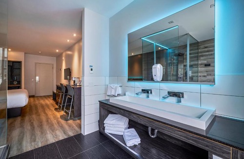 Laval Hotel | Hôtel Ô Laval