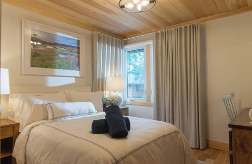 Minden Hills Resort | Haliburton Post House