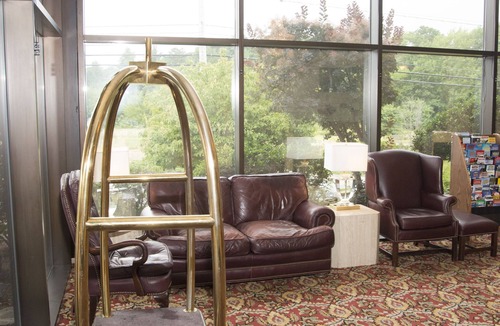 Hampton Falls Hotel | Hampton Falls Inn