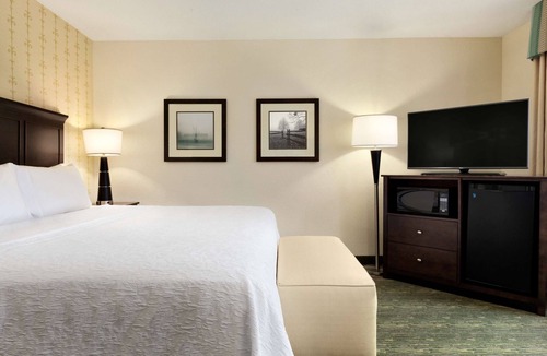 Dover Hotel | Hampton Inn Dover