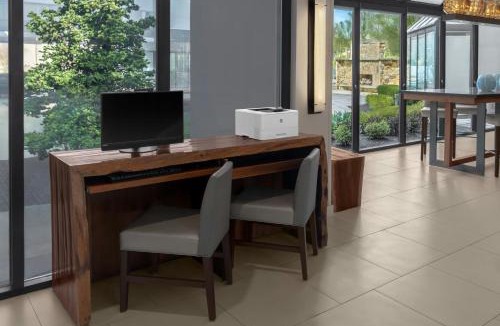 Cedar Knolls Hotel | Hanover Marriott
