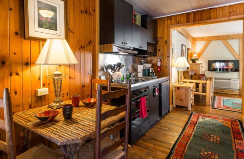 Blowing Rock Hotel | Hemlock Inn