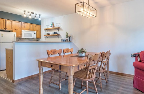 Silver Star Mountain Condo | Highly sought after Top Floor Corner Creekside Condo - Pet Friendly!
