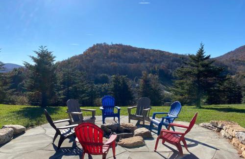 Boone House | Hilltop Haven