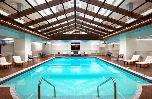College Avenue Historic District Hotel | Hilton Appleton Paper Valley