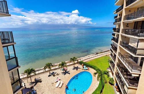 Kahana Apartment | Hololani B602