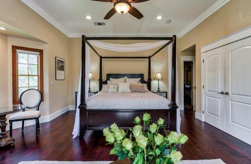 Columbia House | Hope Inn Redding