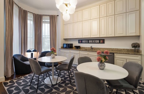 Downtown Baltimore Hotel | Hotel Brexton, Trademark Collection by Wyndham