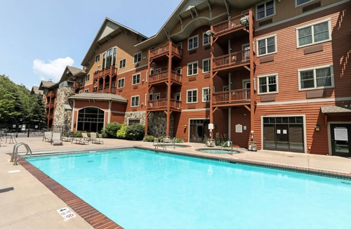 Hunter Condo | Hunter Mtn 3BR Exec Suite | Jacuzzi & Fireplace