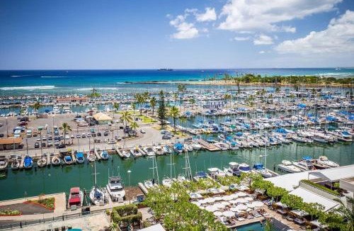 Waikiki House | Ilikai 1110