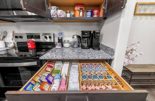 Spanish Fork Apartment | Immaculate 2 bedroom Basement ADU apartment in Spanish Fork