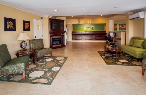 Mansfield Center Hotel | Inn on Storrs