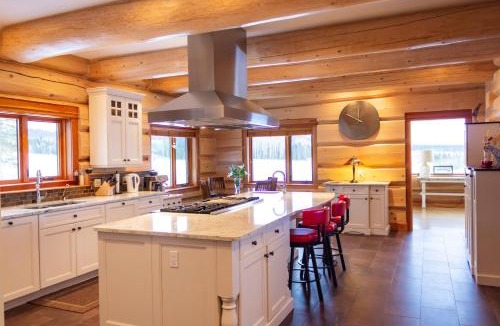 Smithers House | Jollymore Ranch