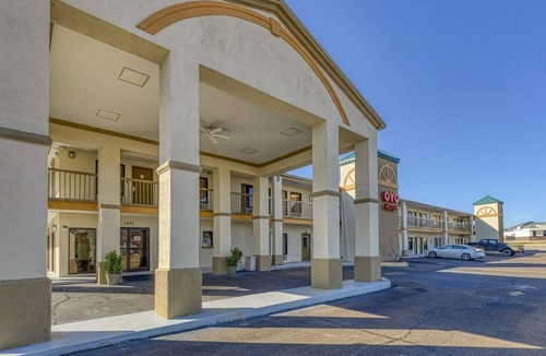 Grenada Apartment | King Bed Accessible|Grenada MS