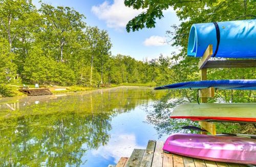 Innsbrook House | Lakefront Innsbrook Chalet: Hot Tub & Barrel Sauna