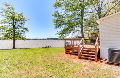 Prosperity House | Lakefront Prosperity Home w/Private Boat Dock