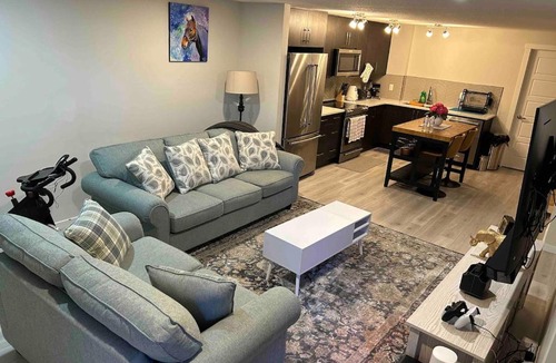 Cranston Apartment | Lakeside Living