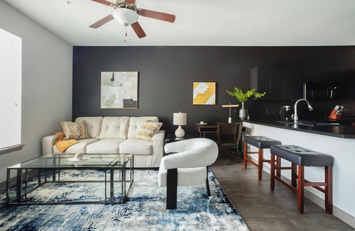 Springfield Apartment | Landing | Chic 1BD, Courtyard