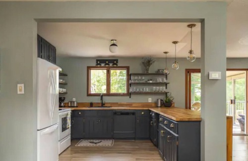 Bloomfield House | Large Home
