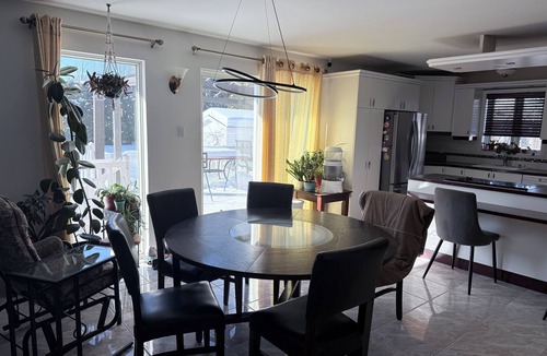 Saint-Nicolas House | Large private bungalow in Lévis