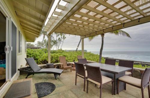 Makaha House | Lava Rock Beach House in Waianae with Private Pool