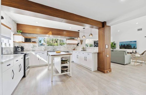 Lighthouse Point House | Lighthouse Luxury Escape w/Pool & BBQ