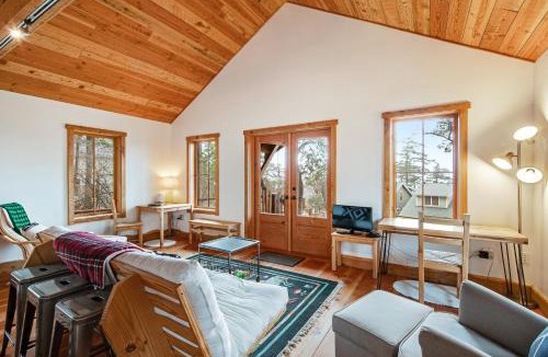 Eastsound House | Little Refuge in town