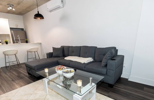 Mascouche Apartment | Lowkey Corner