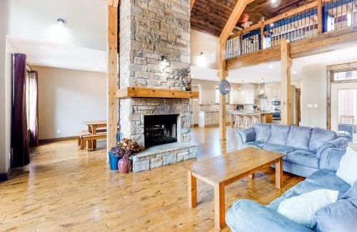The Blue Mountains Ski Chalet | Lucille 109