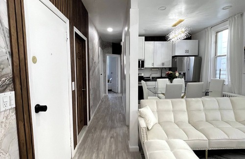 Southeast Yonkers Apartment | Luxe spacious 4bedroom in the heart Yonkers