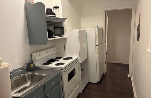 Durham Apartment | Luxurious Studio w/Full Kitchen Shared Pool & Spa