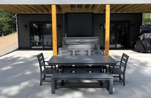 Eagle River House | Luxury northwoods lakeside getaway perfect for groups