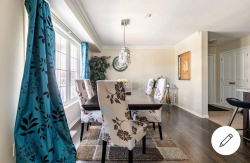 Ottawa Division House | Mannys place
