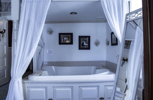 McCloud Hotel | McCloud River B&B
