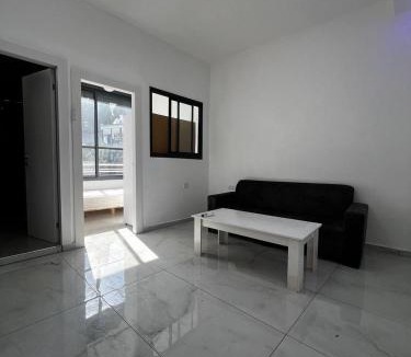 Acton Apartment | Megan