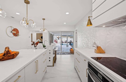 Harbor Village Villa | Mid-Century Modern Waterfront Pool Home Near Beach