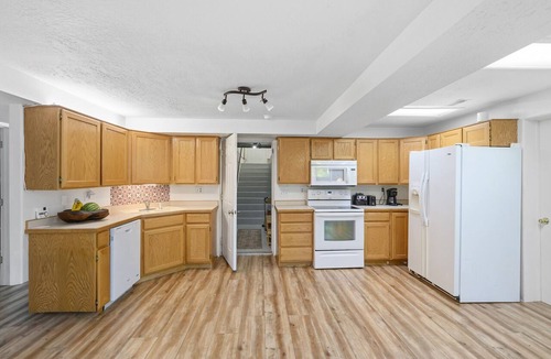 Spanish Fork Apartment | Mini farm experience near Maple Mountain. Spacious basement with extra parking!