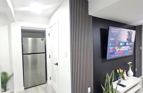 Southeast Edmonton House | Modern 2BR Private Basement Suite Edmonton