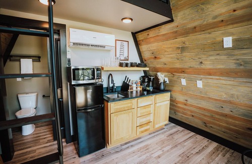 Cedar Bluff Resort | Modern A-Frame Cabin: Hot Tub, TV, & Lake Views