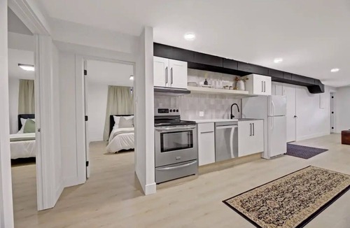 Southwest Edmonton Apartment | Modern Contemporary 2BR Basement Suite