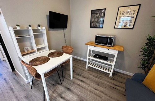 Hillsboro Apartment | Modern Furnished Executive Studio Near Intel & Nike in Reed's Crossing