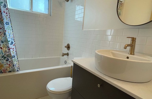 Riley Park Apartment | Mount Pleasant Garden Apartment