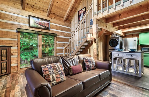 Sevierville Cabin | Mountain View Escape - 1 Bedroom Cabin in Sevierville