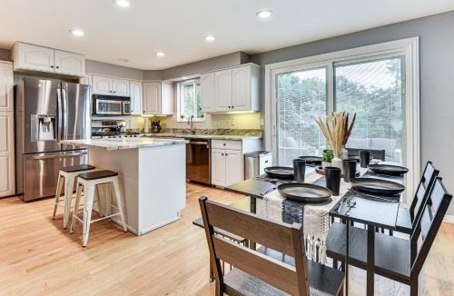 Centerville House | Mountain-View Retreat w/Hot Tub in Centerville!