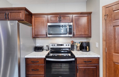 Sioux Falls House | New construction 2 KING Suites available JULY 19 20 21 book now voted #1 in S F