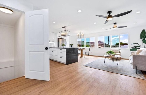 Kaimuki House | New Large Diamond Head/Waikiki Home - 5 Bedroom
