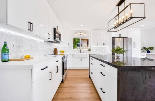 Kaimuki House | New Large Diamond Head/Waikiki Home - 5 Bedroom
