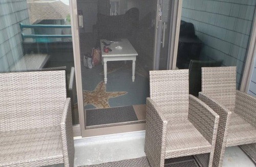 Surf City Condo | Ocean Front. Pool. Beach Badges. WIFI. Washer & Dryer. Ocean Front 3rd floor.