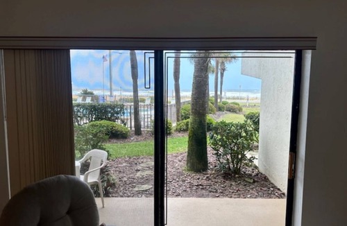 Ormond-by-the-Sea Condo | OCEAN & POOL VIEW 2/2 CONDO IN ORMOND BEACH FL COMFORTABLE W/CABLE & WIFI, WOW !